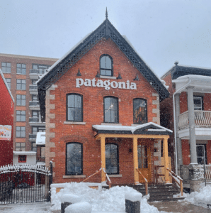 Patagonia Ottawa location in the snow